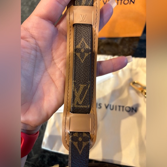 ‼️SOLD‼️Brand New Louis Vuitton adjustable shoulder strap - Picture 5 of 10